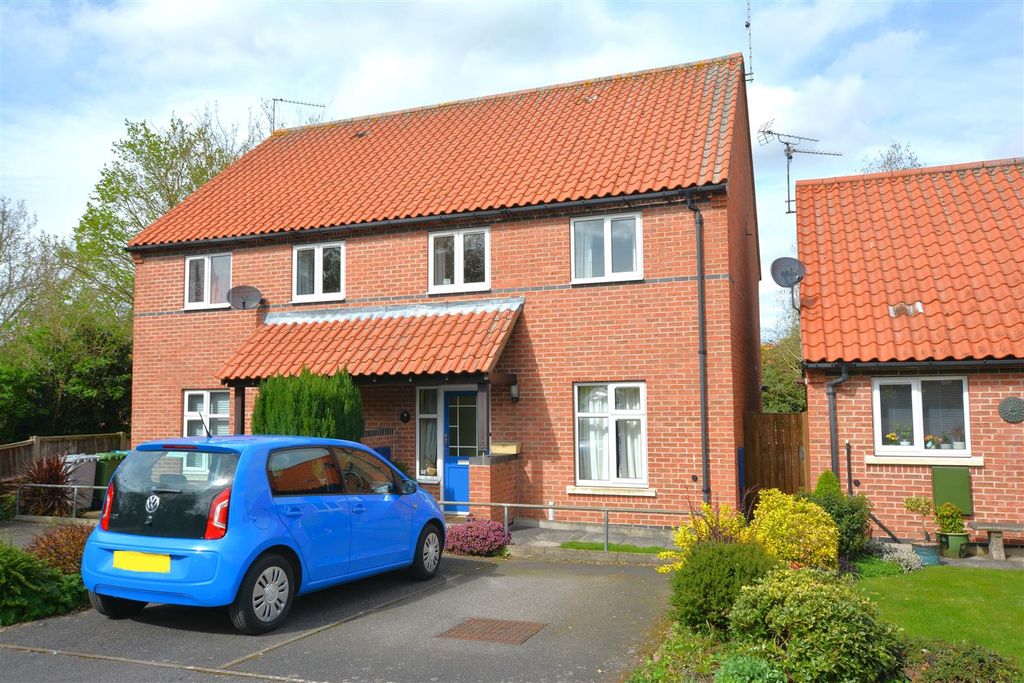 Property photo 1 of 8