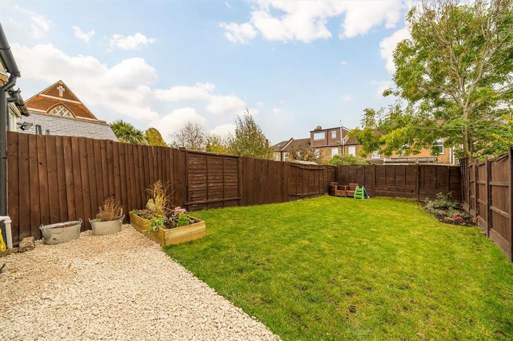 Property photo 3 of 8