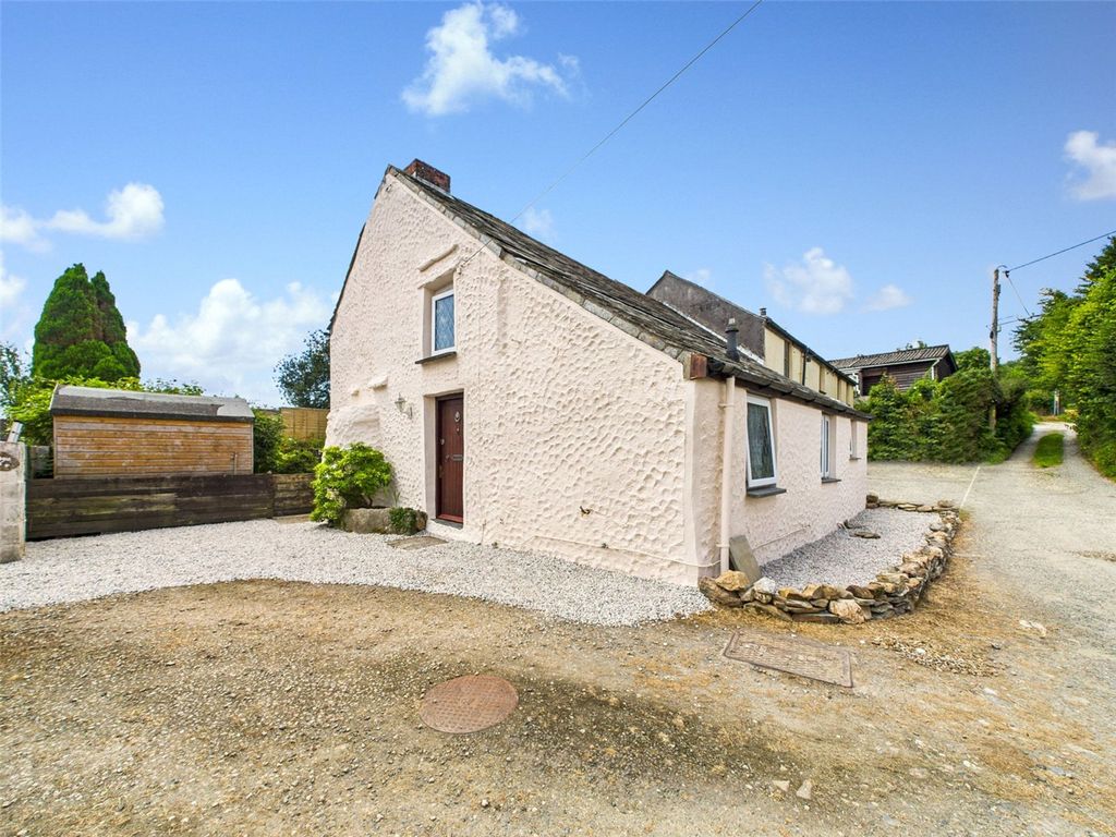 Property photo 1 of 15 Outside