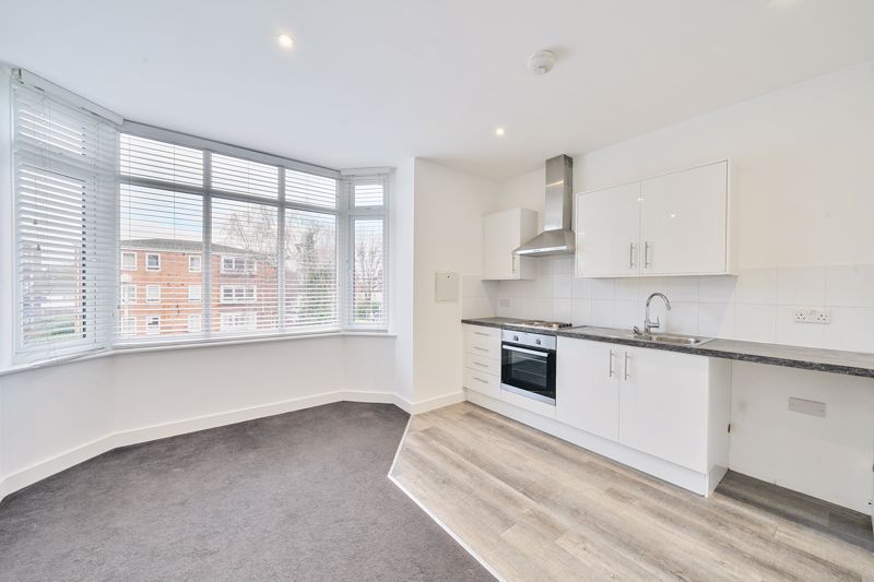 Property photo 3 of 7 Kitchen