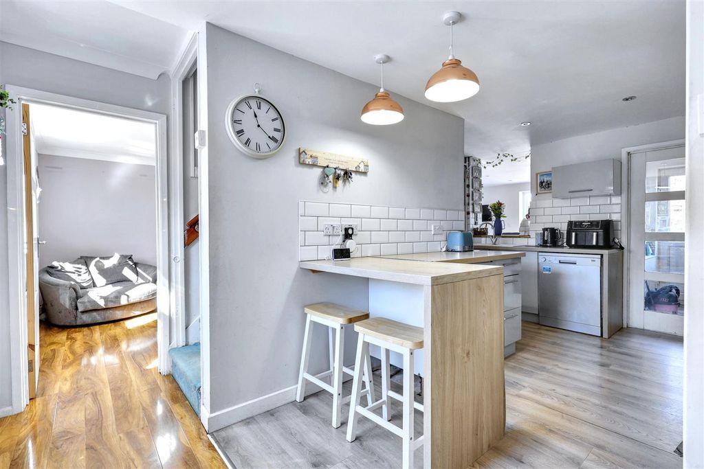 Property photo 3 of 21 Img (1).Jpeg