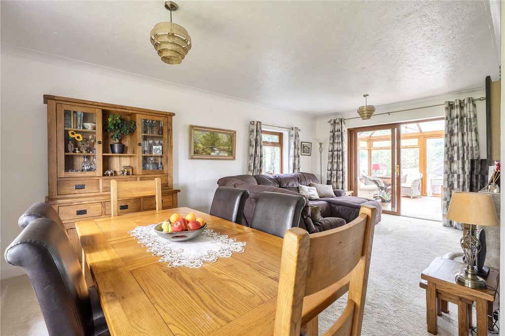 Property photo 2 of 18 Picture No. 05