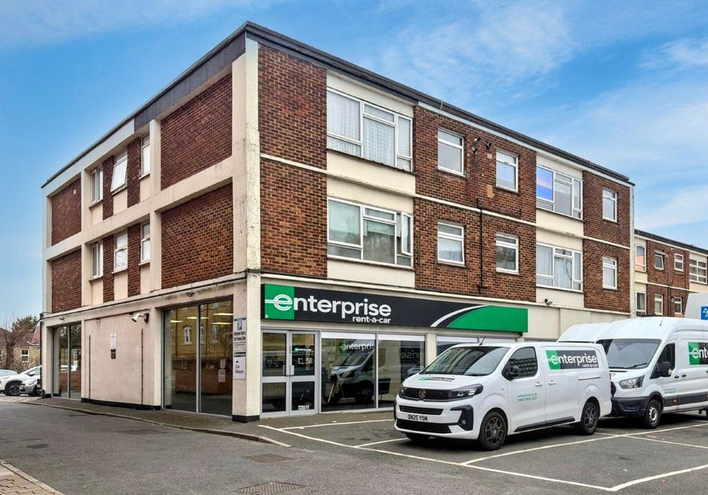 Property photo 1 of 6