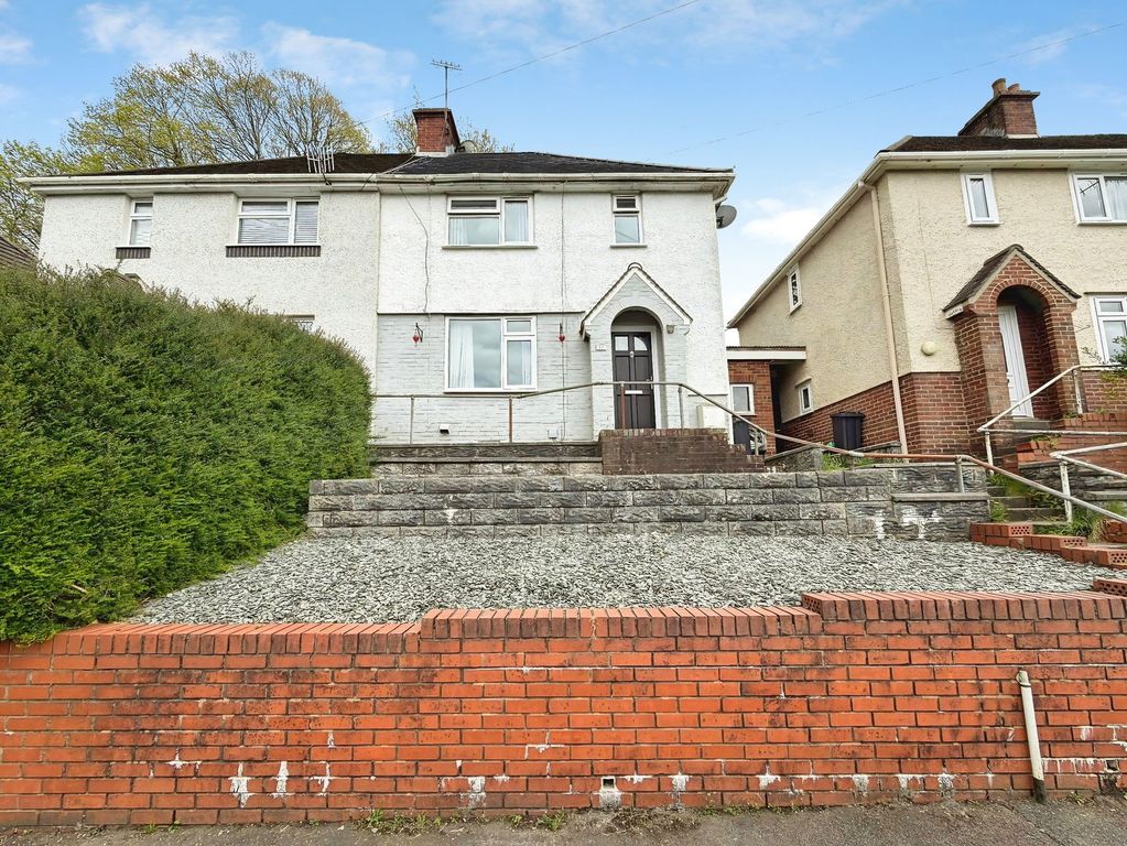 Property photo 1 of 28