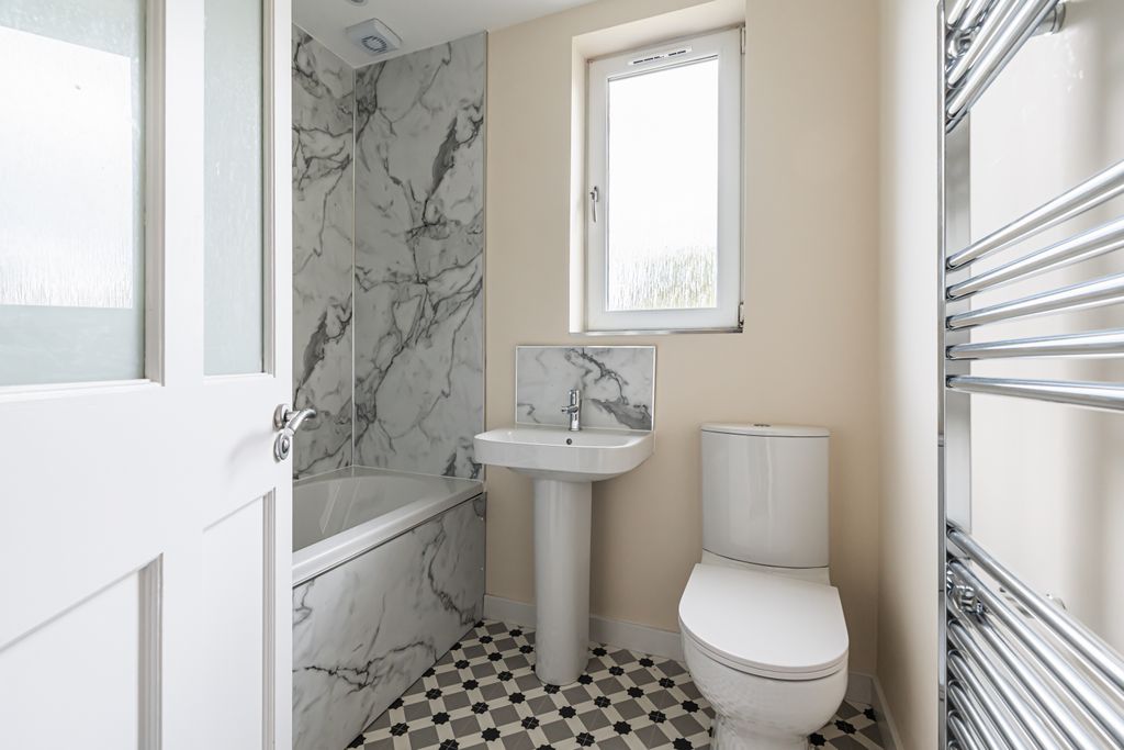 Additional image 15 of 2 bed flat for sale36/2 Parkhead Drive, Edinburgh EH11