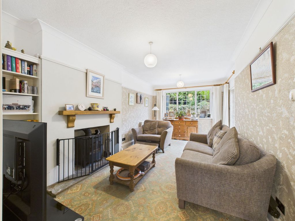 Property photo 2 of 19