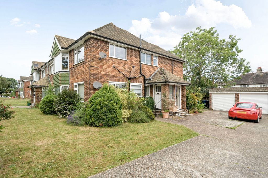 Property photo 1 of 15 External
