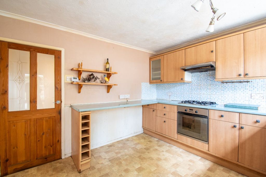 Property photo 2 of 19 Picture No. 10