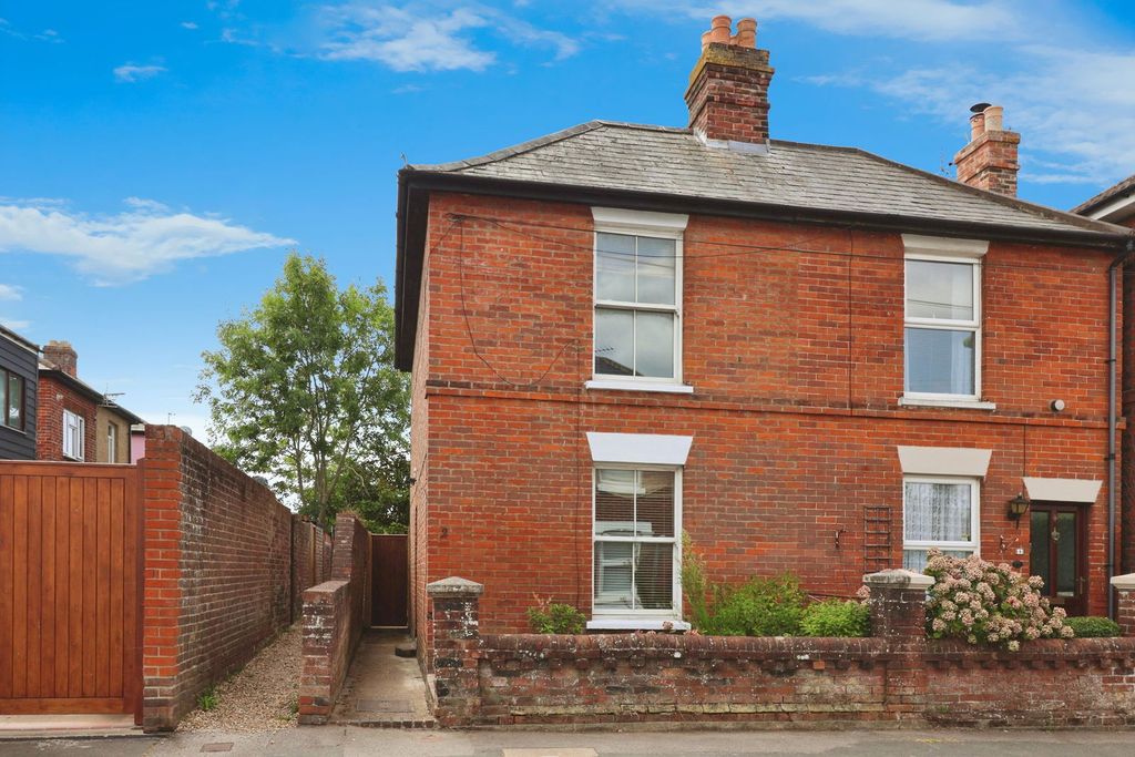 Property photo 1 of 10