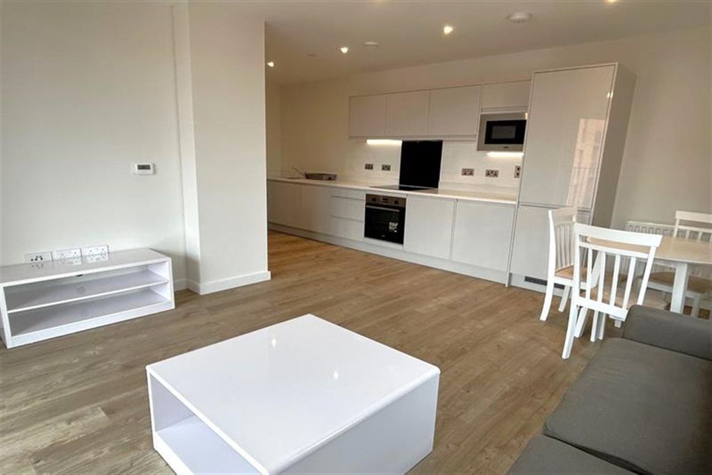 Property photo 1 of 16 (Main)