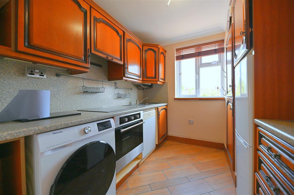 Property photo 2 of 12 Kitchen