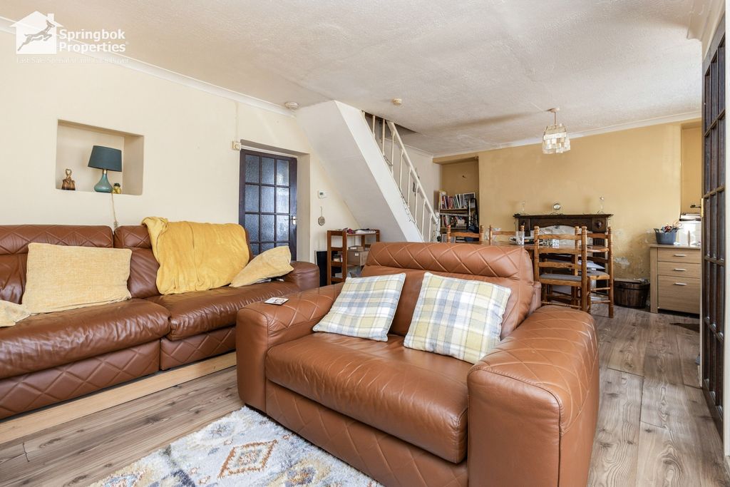 Property photo 2 of 15 1