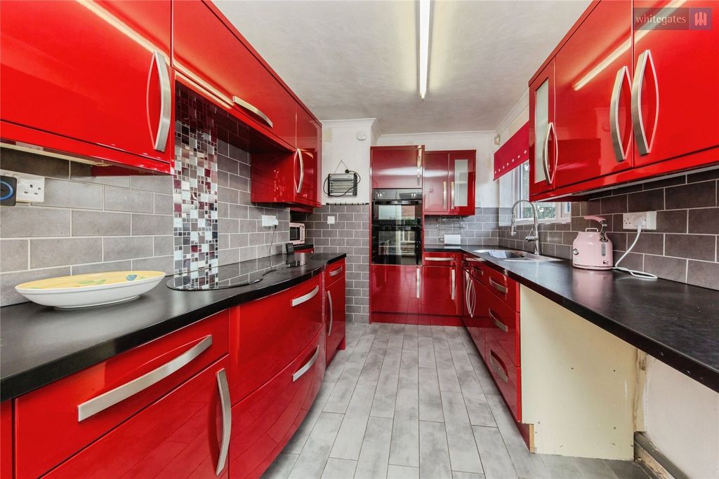 Property photo 3 of 16 Picture No. 16