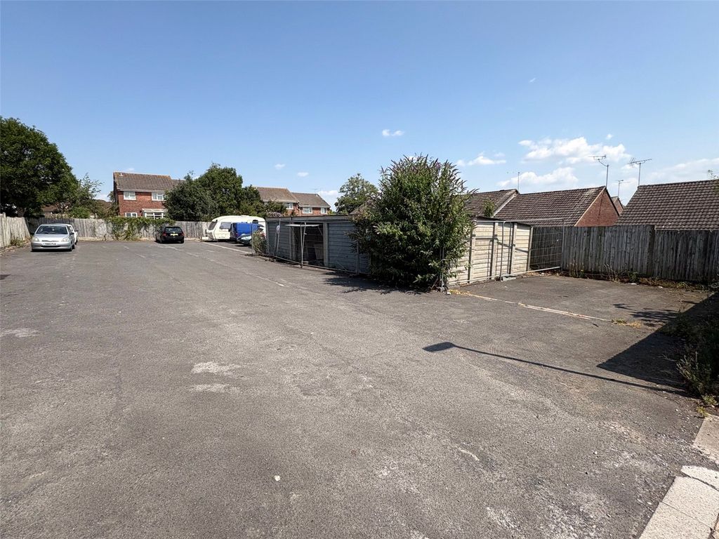 Property photo 2 of 7 Picture No. 06