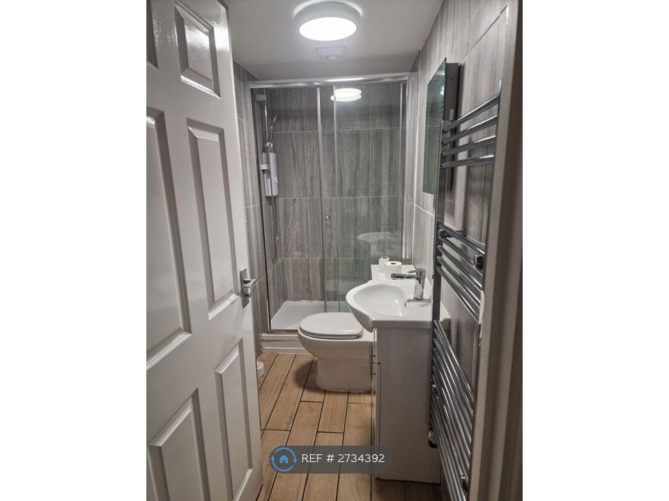 Property photo 3 of 4