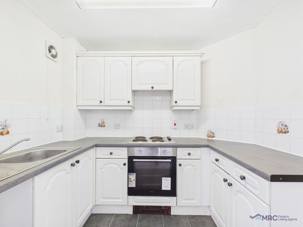 Property photo 2 of 14 Gallery