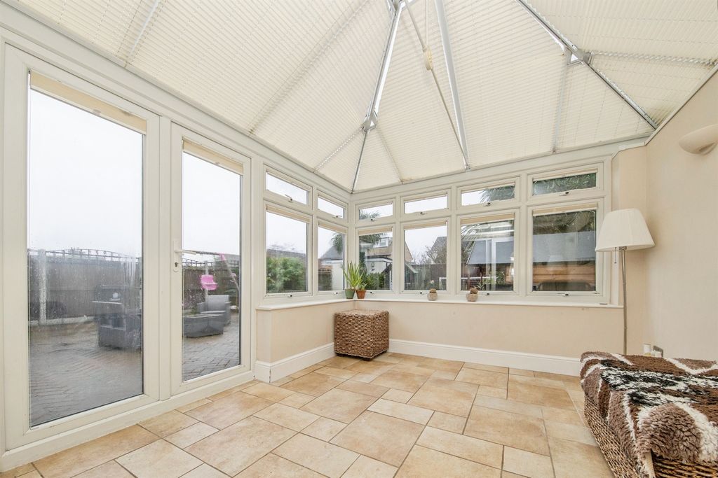 Additional image 9 of 5 bed semi-detached house for saleGordon Way, Harwich CO12