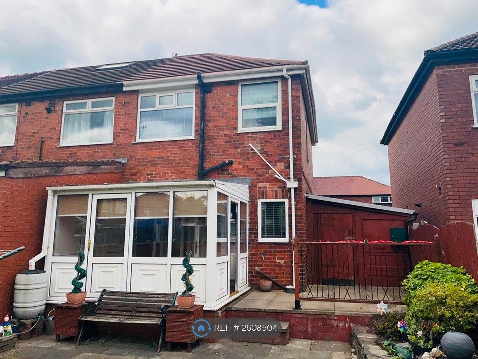 Property photo 2 of 12