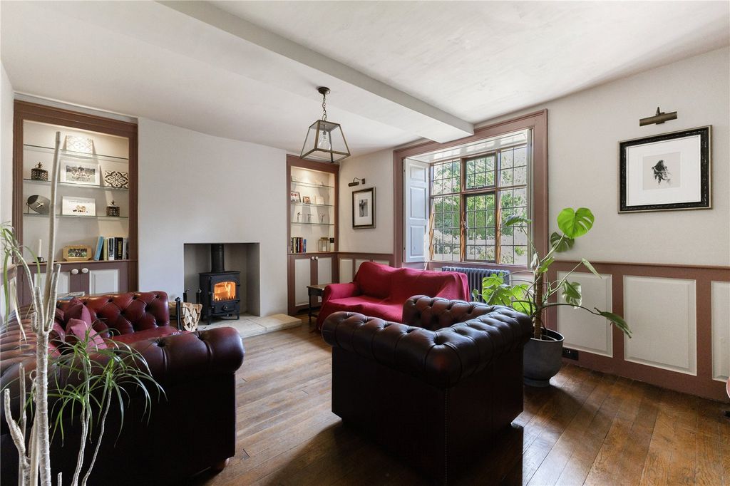 Property photo 3 of 57 Picture No. 07