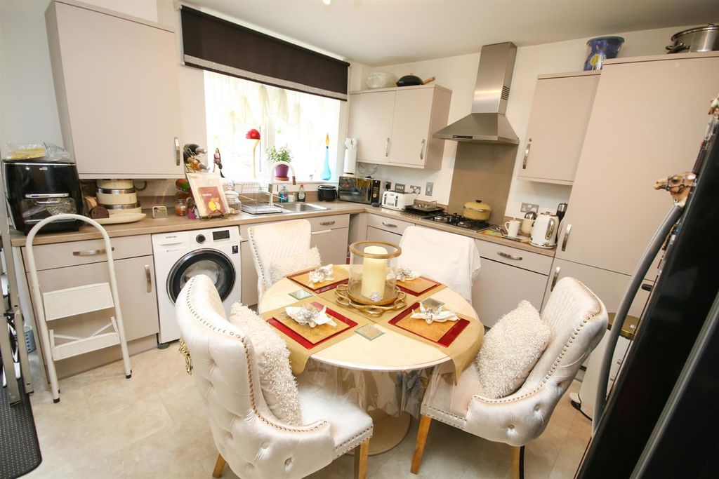 Property photo 3 of 14 Img_3928.Jpg