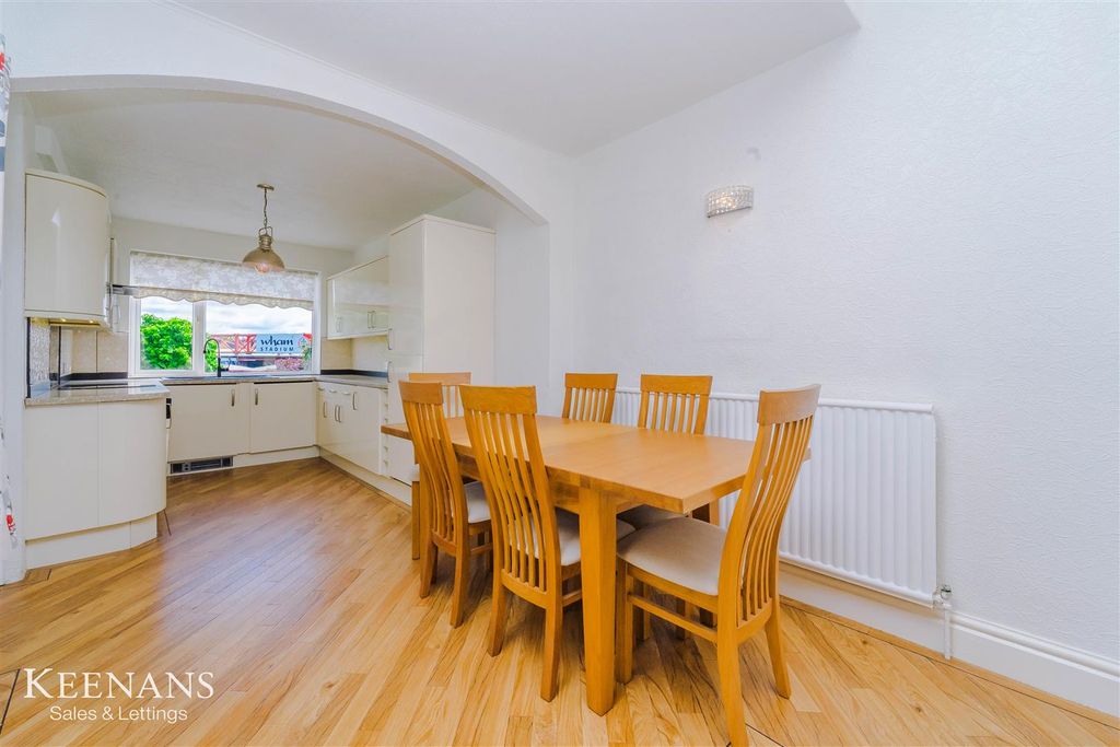 Property photo 3 of 34 3.Jpg