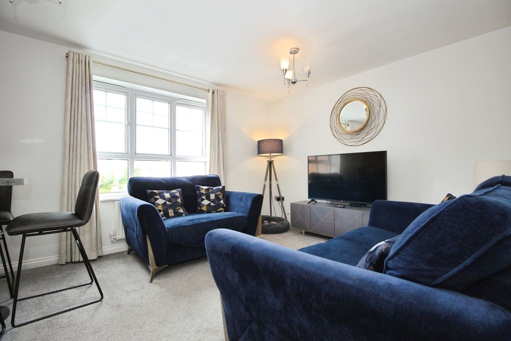 Property photo 2 of 13 Pbox-Img.Jpg