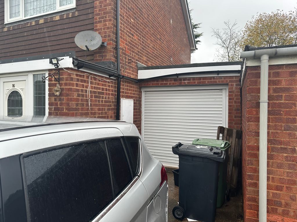 Property photo 3 of 40