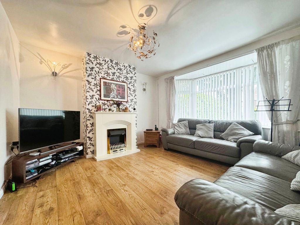 Property photo 3 of 22 Picture No. 25