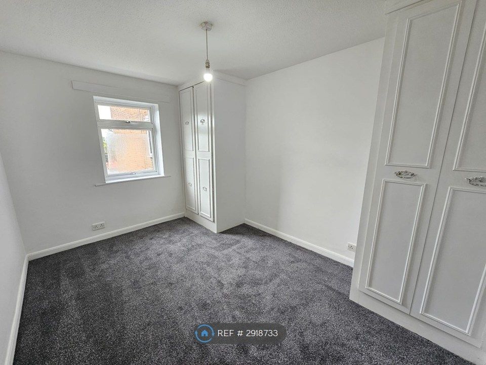 Property photo 3 of 4