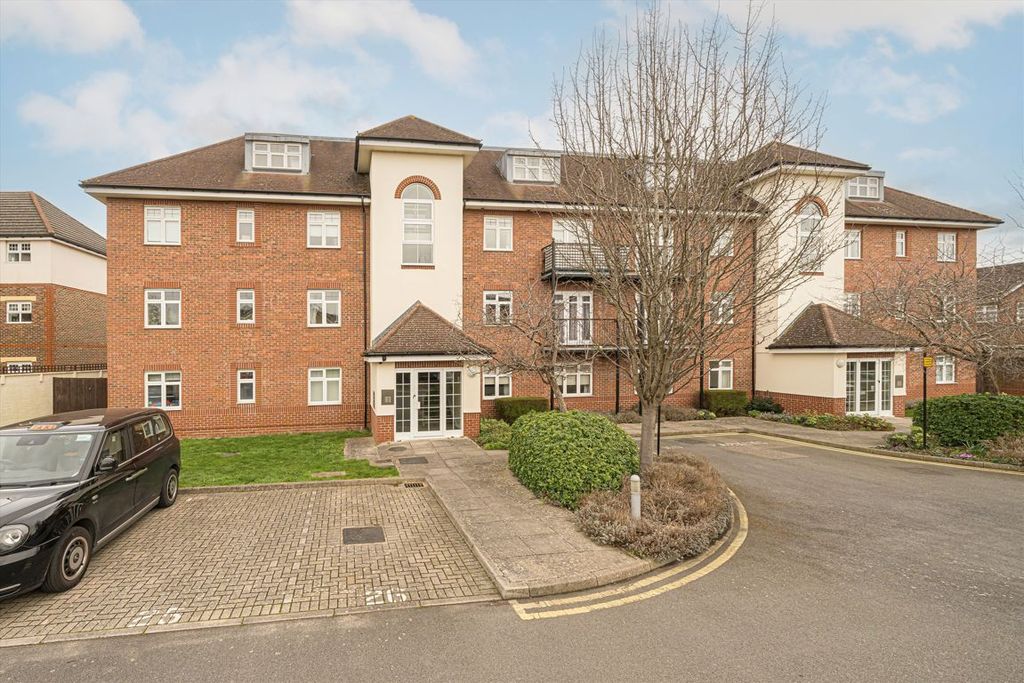 Property photo 1 of 6