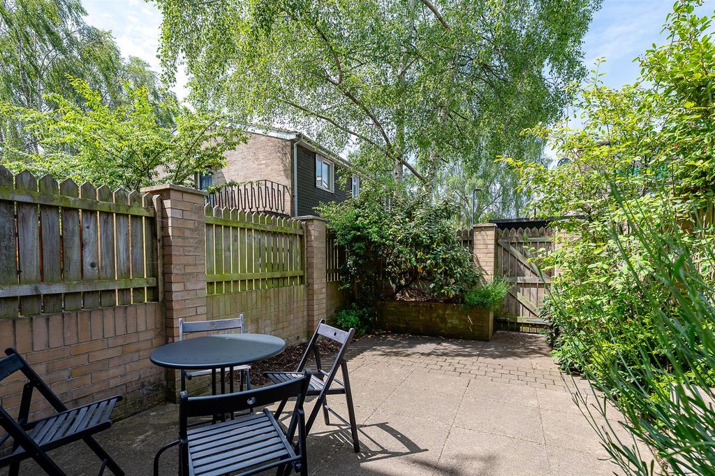 Property photo 2 of 15 Rear