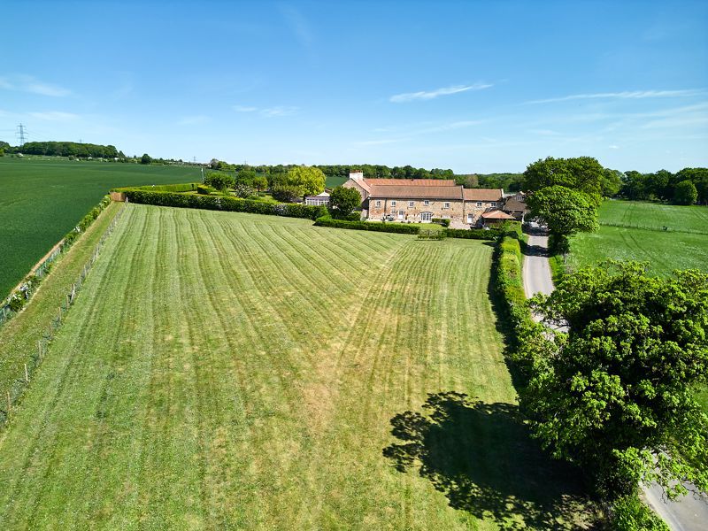 Property photo 2 of 50 Photo 14