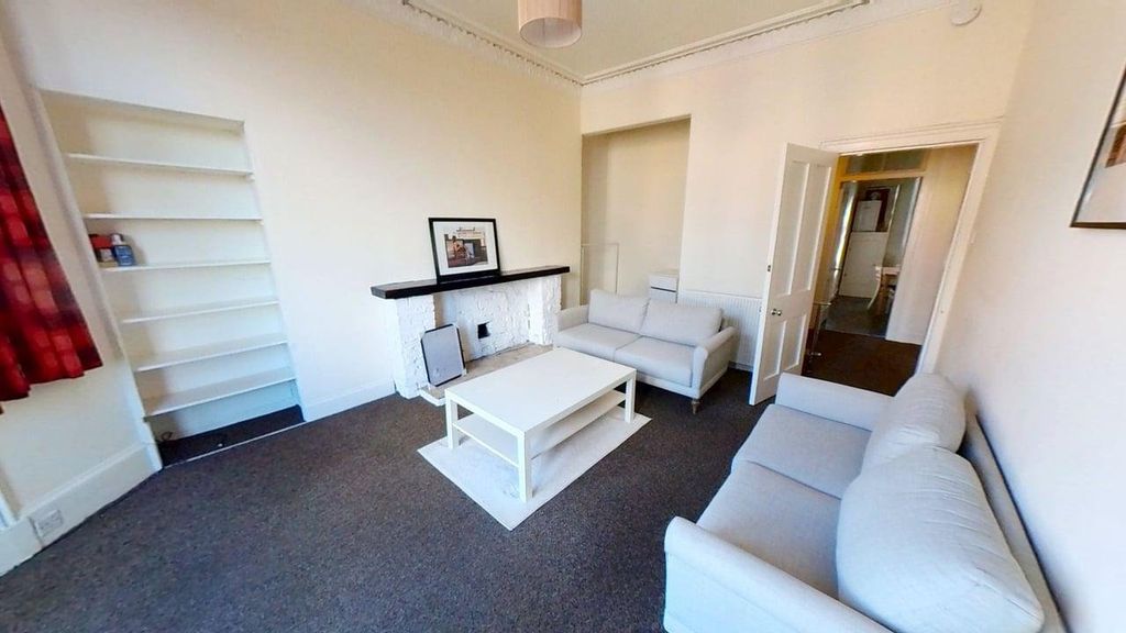 Property photo 3 of 9 Photo 3