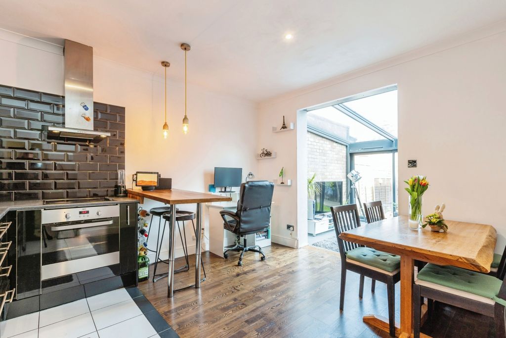 Property photo 2 of 15