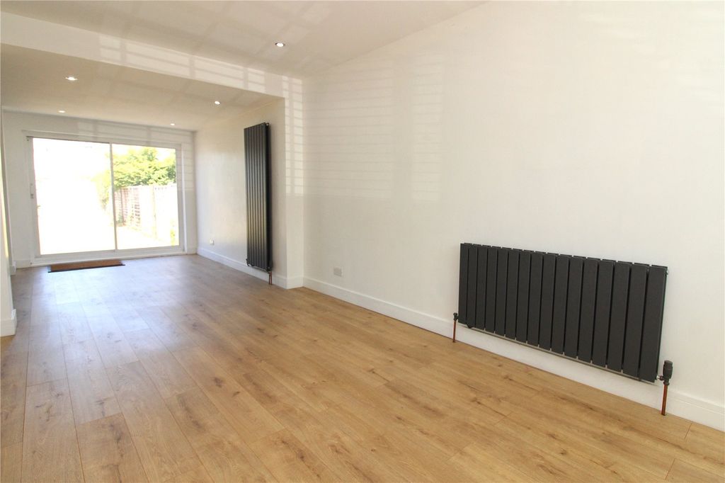 Property photo 2 of 12 Picture No. 12