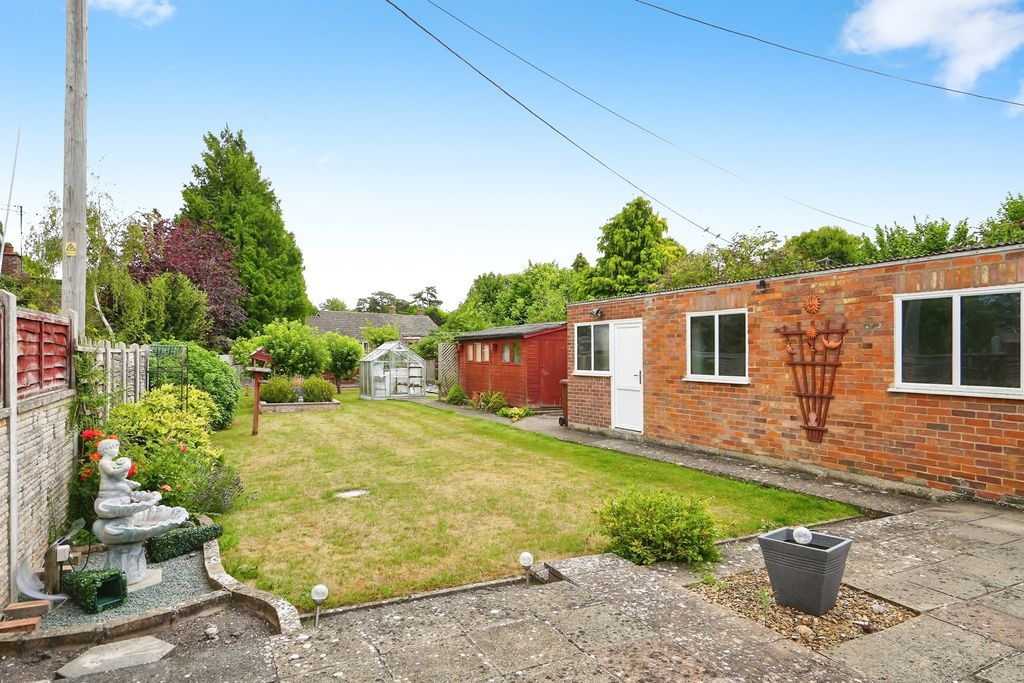 Property photo 3 of 16