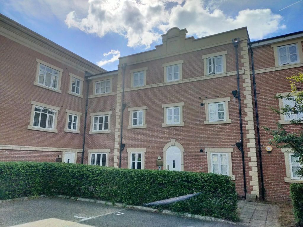 Property photo 1 of 11