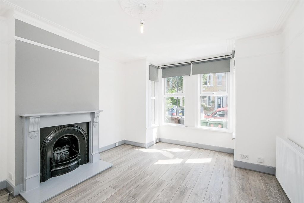 Property photo 3 of 27 32 Campbell Road-1_Web.Jpg