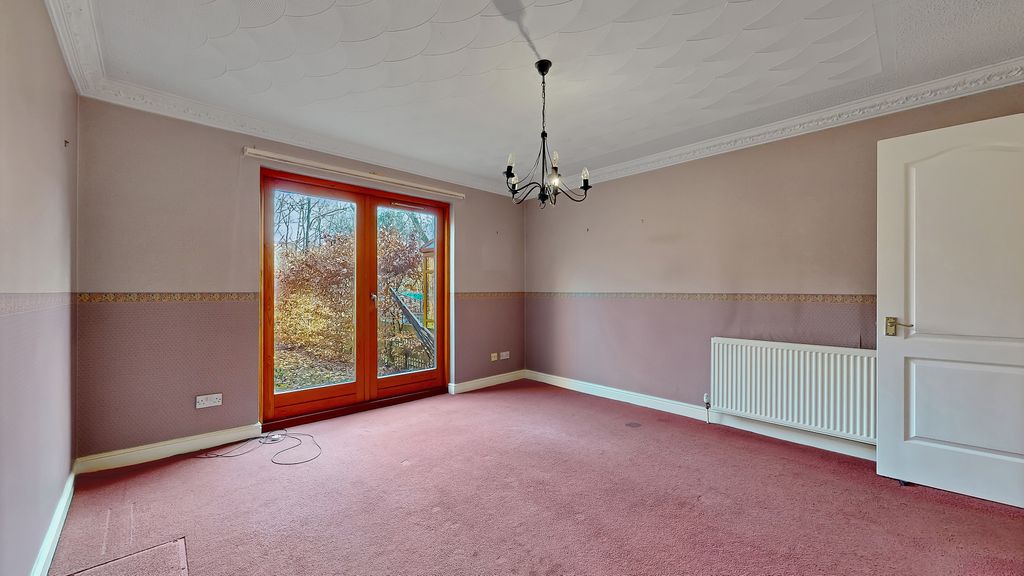 Property photo 3 of 38 12-Print-21 Bellshaugh Gardens_19