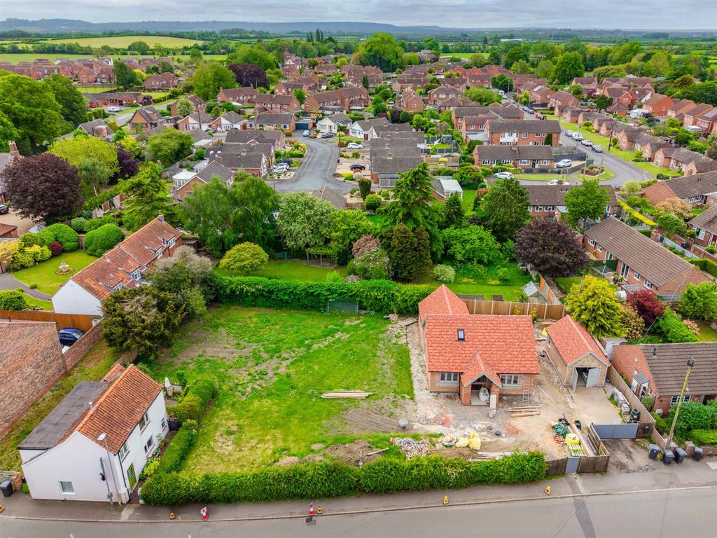 Property photo 1 of 10 Bottesford-4.Jpg