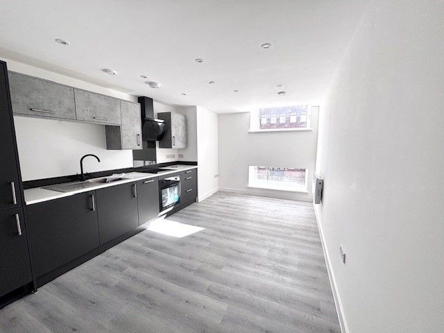 Property photo 1 of 7 Kitchen