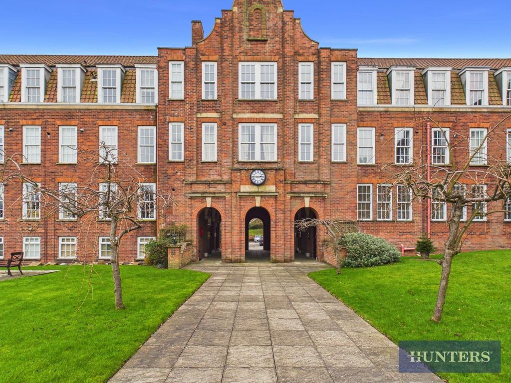 Property photo 1 of 16 Front