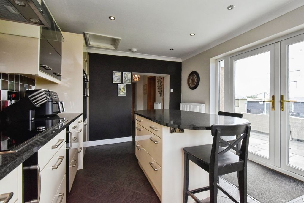 Additional image 12 of 5 bed detached house for saleHeol Y Nant, Llannon, Llanelli, Carmarthenshire SA14