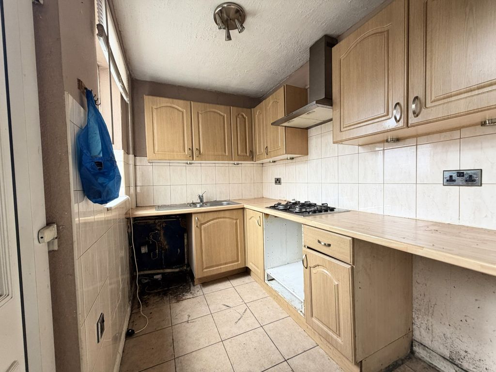 Property photo 3 of 11 Photo 3
