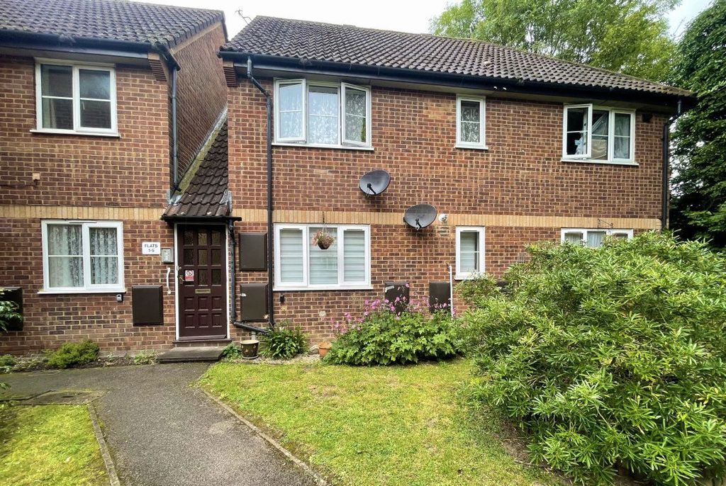 Property photo 1 of 6