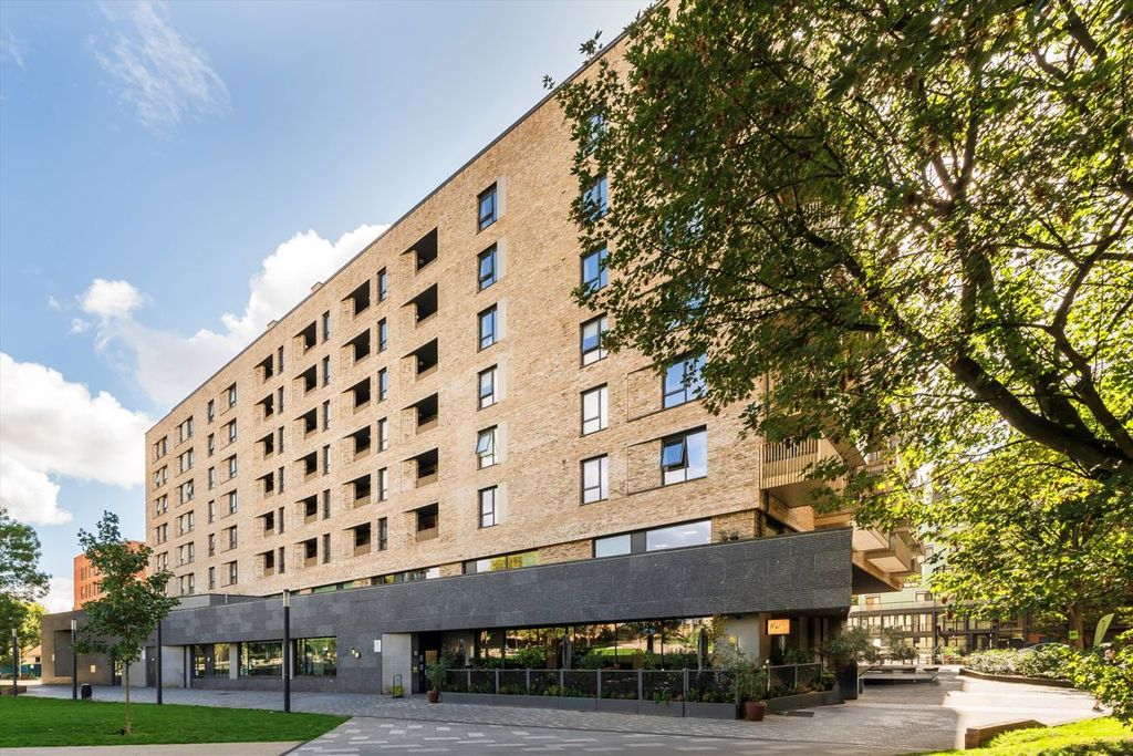 Property photo 1 of 5