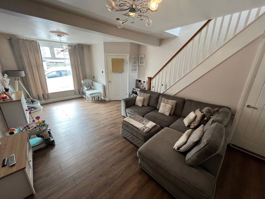 Property photo 2 of 11 Picture No. 03