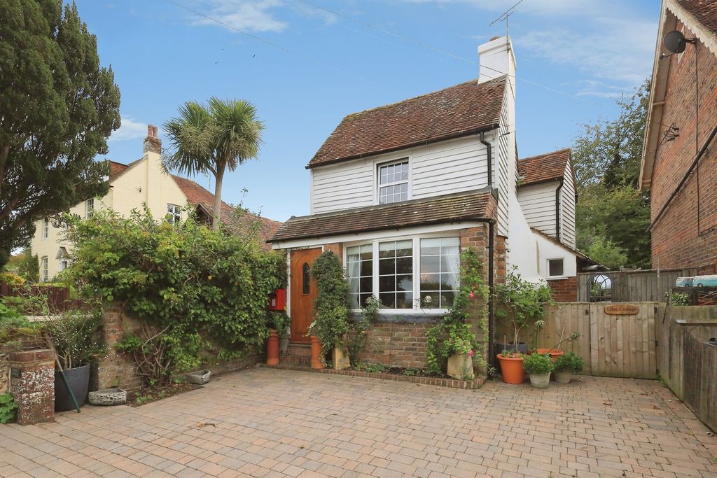 Property photo 1 of 18