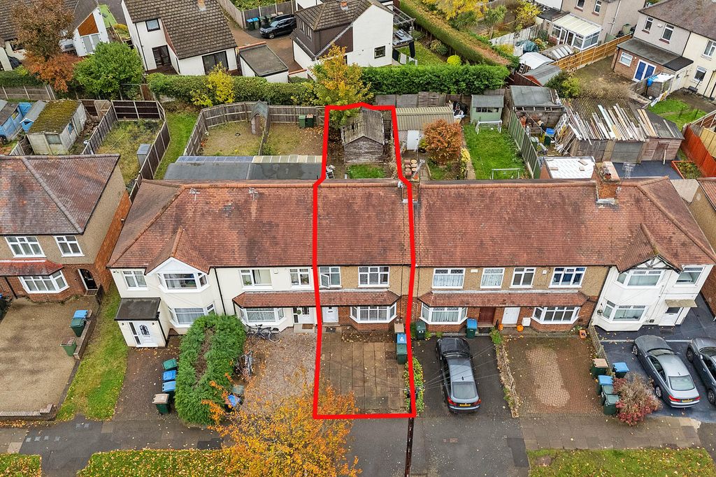 Property photo 2 of 20 Exterior