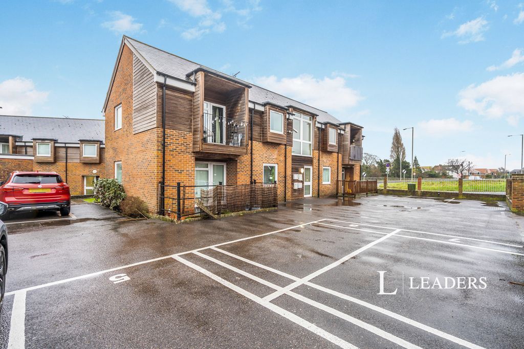 Property photo 1 of 15 Pbox-Img.Jpg